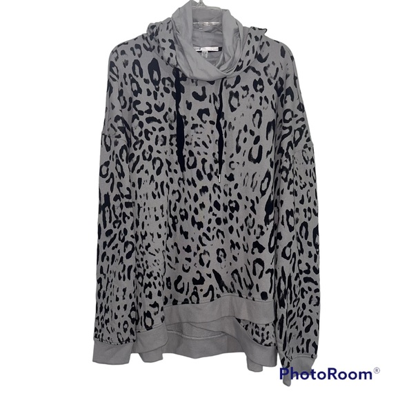 Seven7 Tops - NWT Seven7 size XXL mask hoodie animal print